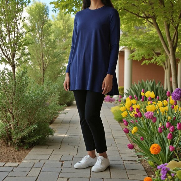 NWT Eileen Fisher Viscose Jersey Bateau Neck Long Tunic Top in Midnight L - Picture 1 of 7